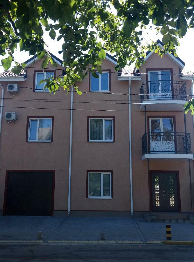Apartament On Komarova 29 Вулиця Комарова 29 Kropyvnytsky Buitenkant foto