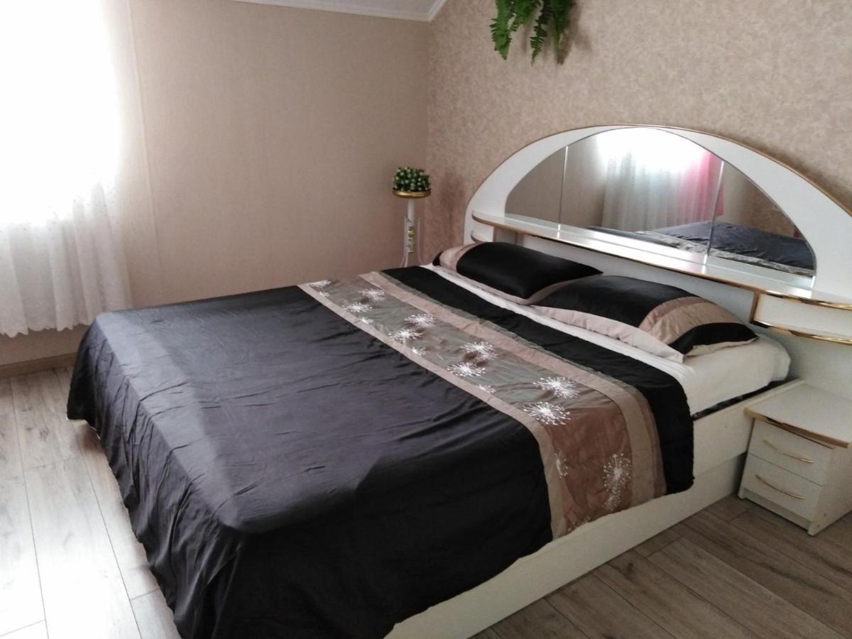 Apartament On Komarova 29 Вулиця Комарова 29 Kropyvnytsky Buitenkant foto