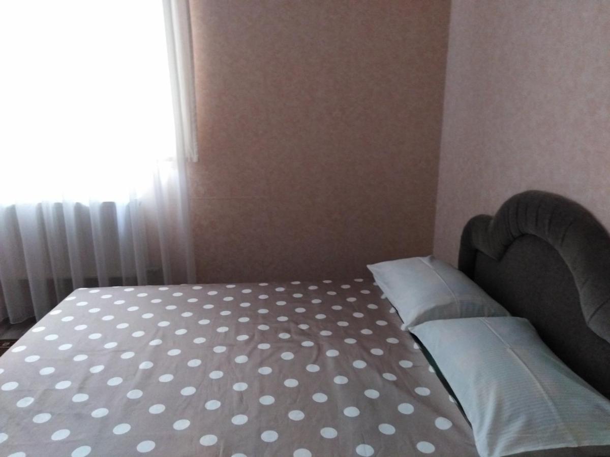 Apartament On Komarova 29 Вулиця Комарова 29 Kropyvnytsky Buitenkant foto